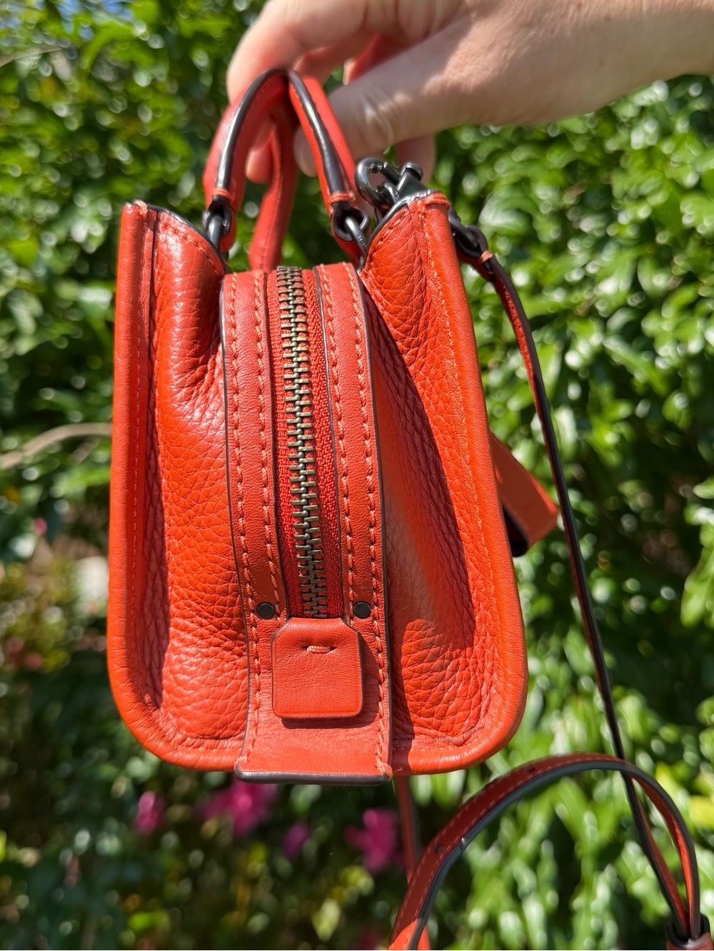 EUC Coach Rogue 17 Vermillion Orange Natural Pebble Leather Crossbody Bag 22978 - Picture 6 of 11